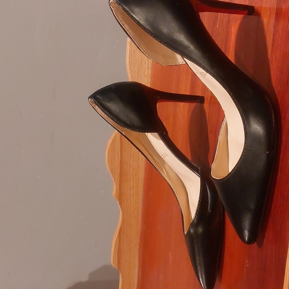 black heels - Picture 3 of 6